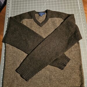 J Crew Mens's V Neck Sweater Size M